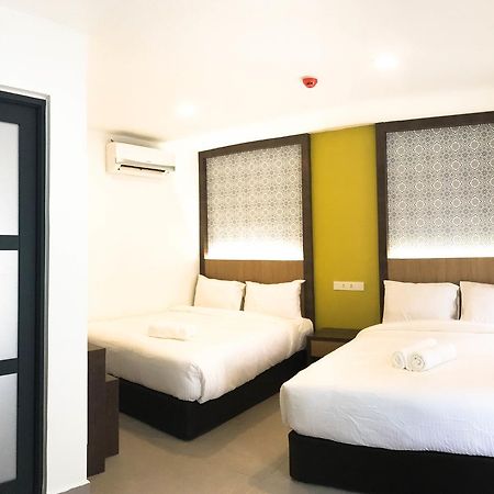 Hotel Check-In Kuala Lumpur Bagian luar foto